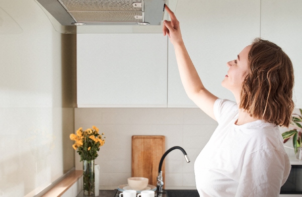 Tenant using kitchen extractor fan